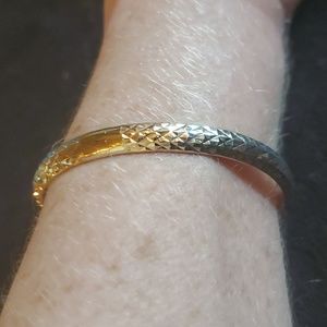 Sterling silver diamond cut hinged bangle bracelet.  Brand new.